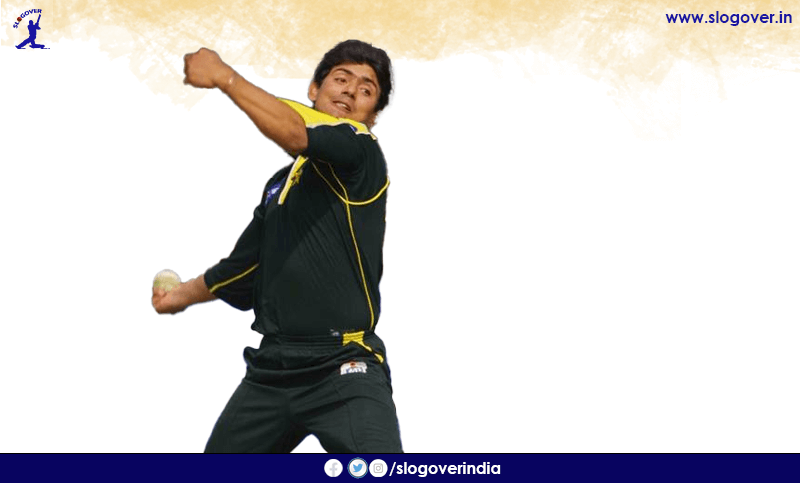 Saqlain-Mushtaq-holds-the-world-record-of-taking-most-wickets-in-a-calendar-year-slogover