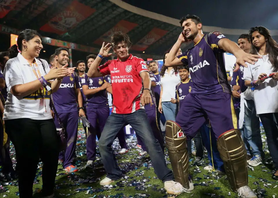 🏏 IPL Winners from 2008 till now – A Season-by-Season Breakdown 16 KKR team owner Shah Rukh Khan and Man of the Match Manish Pandey show off their dance moves
